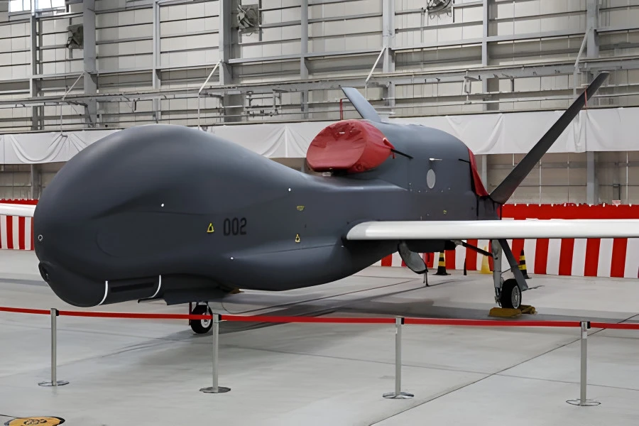 Nhật Bản mất máy bay không người lái RQ - 4 b Global Hawk đắt giá nhất thế giới Nhật Bản mất máy bay không người lái RQ - 4 b Global Hawk đắt giá nhất thế giới