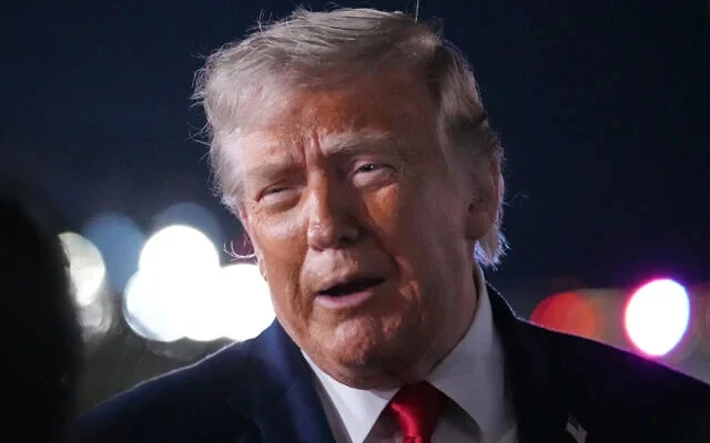 Ông Donald Trump dọa đánh sập cầu và nhà máy điện, Iran sẽ phải "trả giá" Ông Donald Trump dọa đánh sập cầu và nhà máy điện, Iran sẽ phải "trả giá"