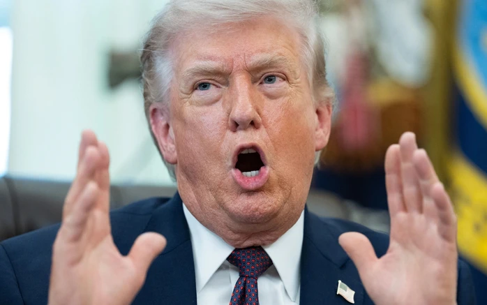 Ông Donald Trump "nghiêm túc cân nhắc" rút Mỹ khỏi NATO Ông Donald Trump "nghiêm túc cân nhắc" rút Mỹ khỏi NATO