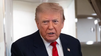Ông Trump: 'Không ai được can thiệp chuyện bán vũ khí của Mỹ'
