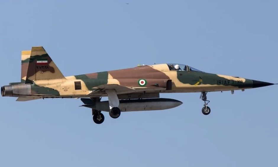 Phi công Iran hé lộ chiến dịch 'vượt lưới Patriot, ném bom căn cứ Mỹ' Phi công Iran hé lộ chiến dịch 'vượt lưới Patriot, ném bom căn cứ Mỹ'