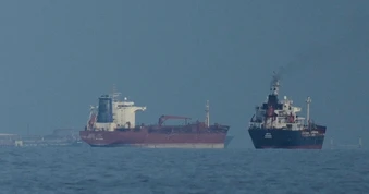 Quân đội Mỹ thiết lập phong tỏa tại vịnh Oman để chặn tàu ra vào Iran