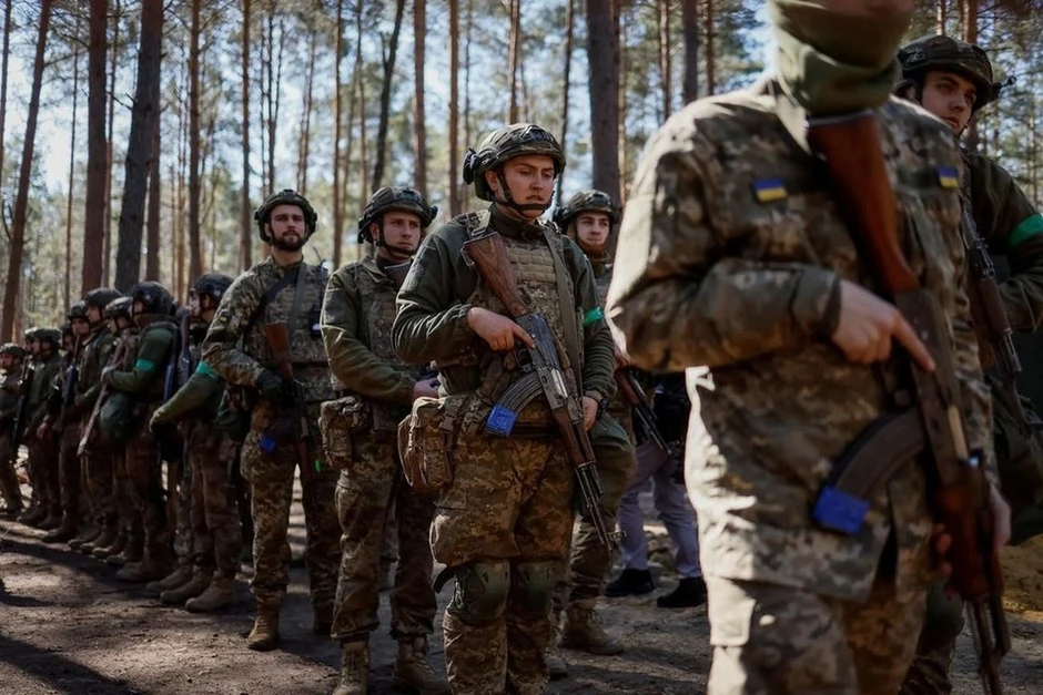 Quân đội Ukraine trả lương "cao hàng đầu thế giới" thu hút người nước ngoài Quân đội Ukraine trả lương "cao hàng đầu thế giới" thu hút người nước ngoài