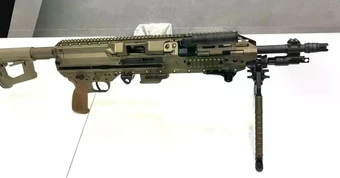 Sig Sauer nâng cấp súng máy M250 khiến nó trở nên ngắn và nhẹ hơn