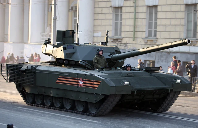 Thắc mắc về xe tăng T-14 Armata đã có lời giải: Chúng chẳng ở đâu xa mà đang "tàng hình" ngắm bắn Ukraine Thắc mắc về xe tăng T-14 Armata đã có lời giải: Chúng chẳng ở đâu xa mà đang "tàng hình" ngắm bắn Ukraine