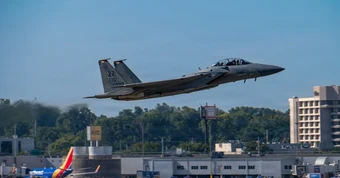 Thêm hàng chục tiêm kích F-15EX Eagle II cực mạnh được đặt hàng