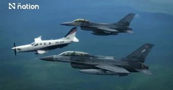 Thủ tướng Thái Lan tự lái máy bay tới căn cứ không quân, F-16 hộ tống