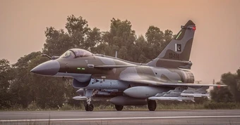 Tiêm kích J-10CE Trung Quốc vượt qua Eurofighter Typhoon trong cuộc đua lớn?
