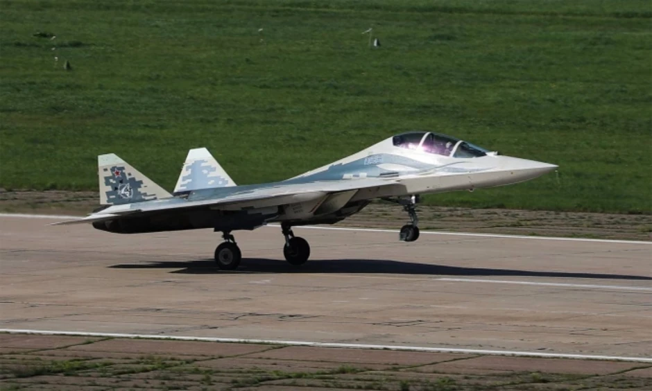 Tiêm kích Su-57 hai chỗ ngồi lần đầu bay thử Tiêm kích Su-57 hai chỗ ngồi lần đầu bay thử