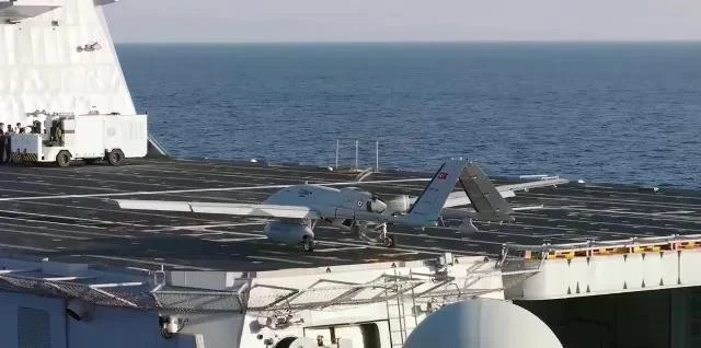 Tin xấu cho tàu ngầm khi UAV Bayraktar TB3 bắt đầu tìm kiếm dưới nước Tin xấu cho tàu ngầm khi UAV Bayraktar TB3 bắt đầu tìm kiếm dưới nước