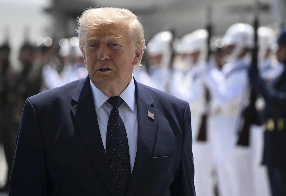 Tổng thống Trump chỉ đạo chấm dứt quan hệ thương mại với Tây Ban Nha Tổng thống Trump chỉ đạo chấm dứt quan hệ thương mại với Tây Ban Nha