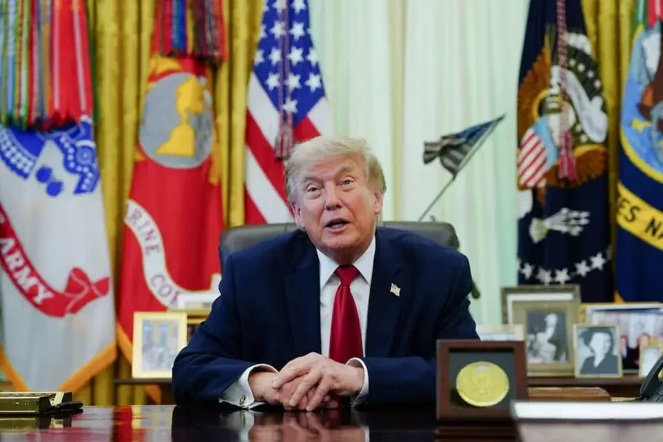 Tổng thống Trump: "Mỹ nên kiểm soát Greenland" Tổng thống Trump: "Mỹ nên kiểm soát Greenland"