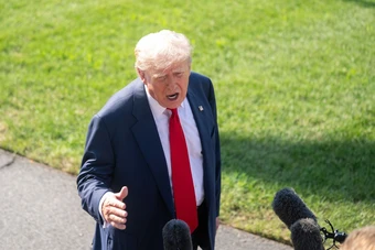 Tổng thống Trump ra tuyên bố đảo ngược vai trò của người Kurd trong cuộc chiến với Iran