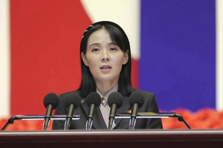 Triều Tiên cảnh báo G7 về "lằn ranh không thể lùi bước" Triều Tiên cảnh báo G7 về "lằn ranh không thể lùi bước"