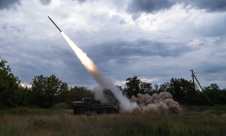 Ukraine có thể đã mất kiểm soát cửa ngõ vành đai pháo đài Donetsk Ukraine có thể đã mất kiểm soát cửa ngõ vành đai pháo đài Donetsk