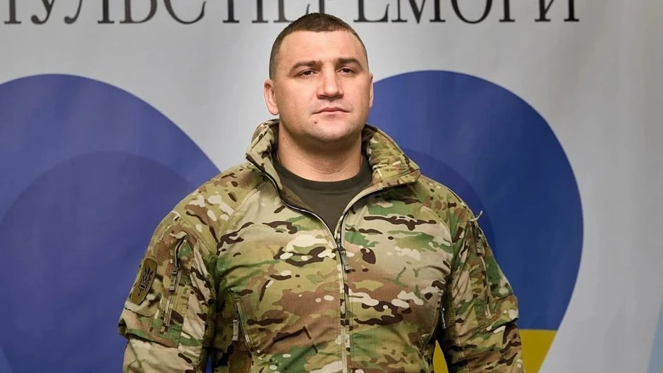 Ukraine đình chỉ lãnh đạo đơn vị tinh nhuệ bị nghi "ngược đãi tân binh" Ukraine đình chỉ lãnh đạo đơn vị tinh nhuệ bị nghi "ngược đãi tân binh"