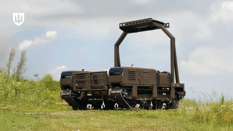 Ukraine nêu điểm yếu khiến nhiều robot thất thế ngay lần đầu xung trận Ukraine nêu điểm yếu khiến nhiều robot thất thế ngay lần đầu xung trận