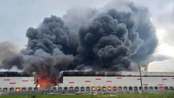 Ukraine tuyên bố tập kích nhà máy lọc dầu lớn của Nga