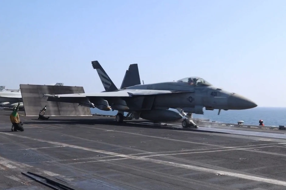 Uy lực mẫu chiến cơ F/A-18 Hornet được Mỹ điều động tham chiến ở Iran