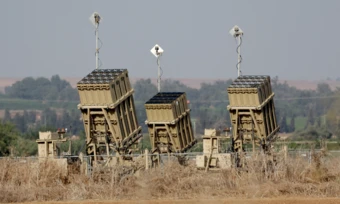 Vòm Sắt Israel 'tham gia đánh chặn tên lửa Iran' tại UAE