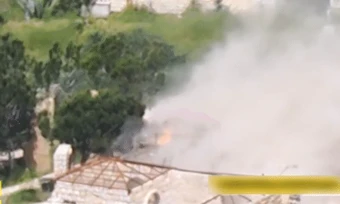Xe tăng tối tân Israel bốc cháy sau đòn tập kích của drone Hezbollah