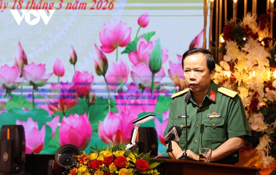 Báo chí cần chuyển mình từ trạng thái chỉ "phản ánh" sang việc "kiến tạo" Báo chí cần chuyển mình từ trạng thái chỉ "phản ánh" sang việc "kiến tạo"