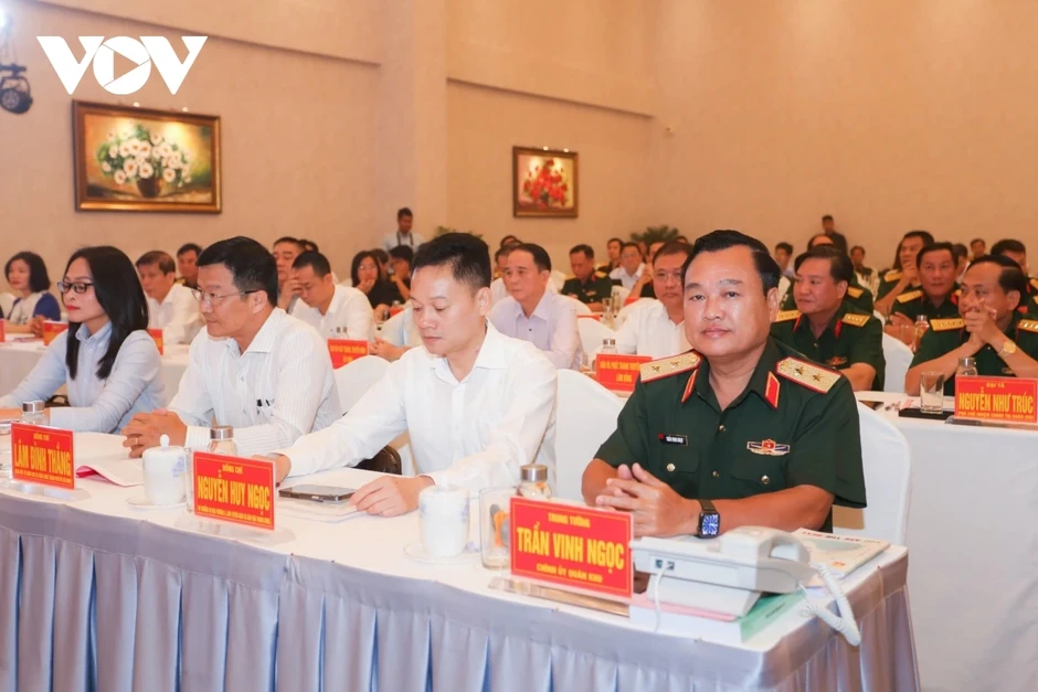 Báo chí cần chuyển mình từ trạng thái chỉ "phản ánh" sang việc "kiến tạo" Báo chí cần chuyển mình từ trạng thái chỉ "phản ánh" sang việc "kiến tạo"