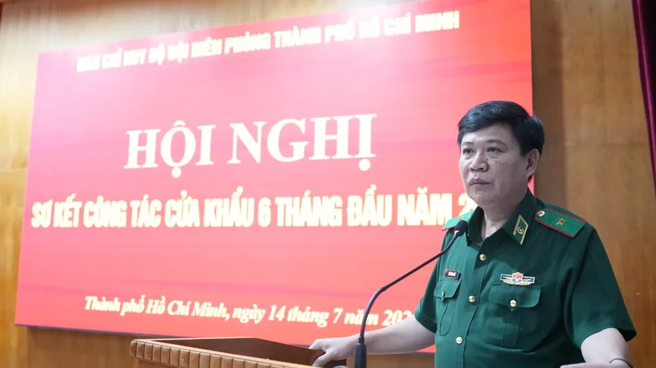 Biên phòng TPHCM: Đẩy mạnh chuyển đổi số, nâng cao chất lượng kiểm soát xuất nhập cảnh Biên phòng TPHCM: Đẩy mạnh chuyển đổi số, nâng cao chất lượng kiểm soát xuất nhập cảnh