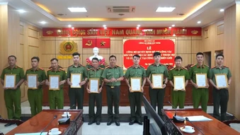 Bộ Công an tăng cường 20 cán bộ về công tác tại các xã biên giới