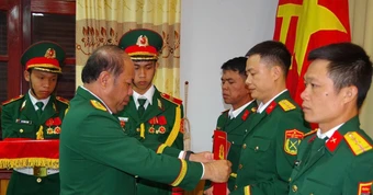 Bộ Quốc phòng đề xuất mới về chức vụ, chức danh, hạn tuổi của sĩ quan quân đội