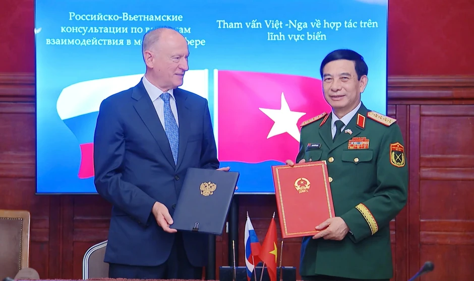 Bộ Quốc phòng ký kết hợp tác về biển với Nga Bộ Quốc phòng ký kết hợp tác về biển với Nga