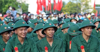 Bộ Quốc phòng trả lời kiến nghị về tật khúc xạ, hình xăm khi gọi nhập ngũ