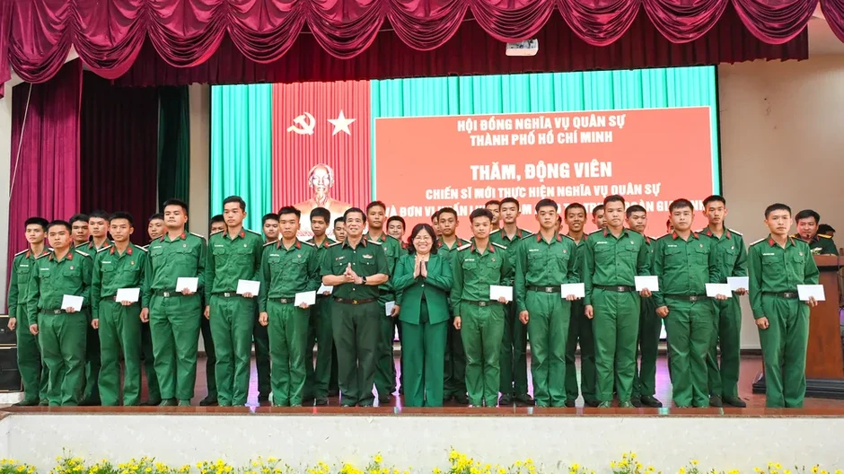 Chiến sĩ mới trưởng thành, vững vàng sau 2 tháng huấn luyện Chiến sĩ mới trưởng thành, vững vàng sau 2 tháng huấn luyện
