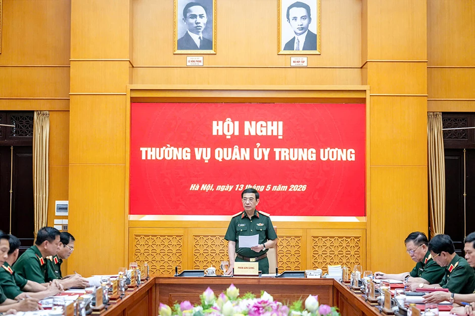 Cho ý kiến về tổ chức lại Ban Chỉ huy phòng thủ khu vực thành Trung đoàn bộ binh