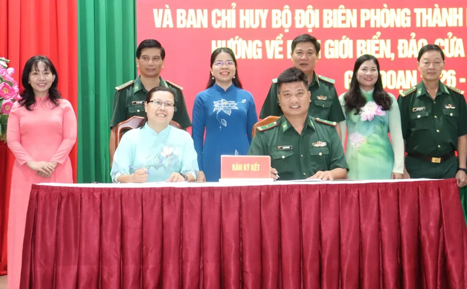 Chung tay hướng về biên giới biển, đảo, cửa khẩu cảng Chung tay hướng về biên giới biển, đảo, cửa khẩu cảng