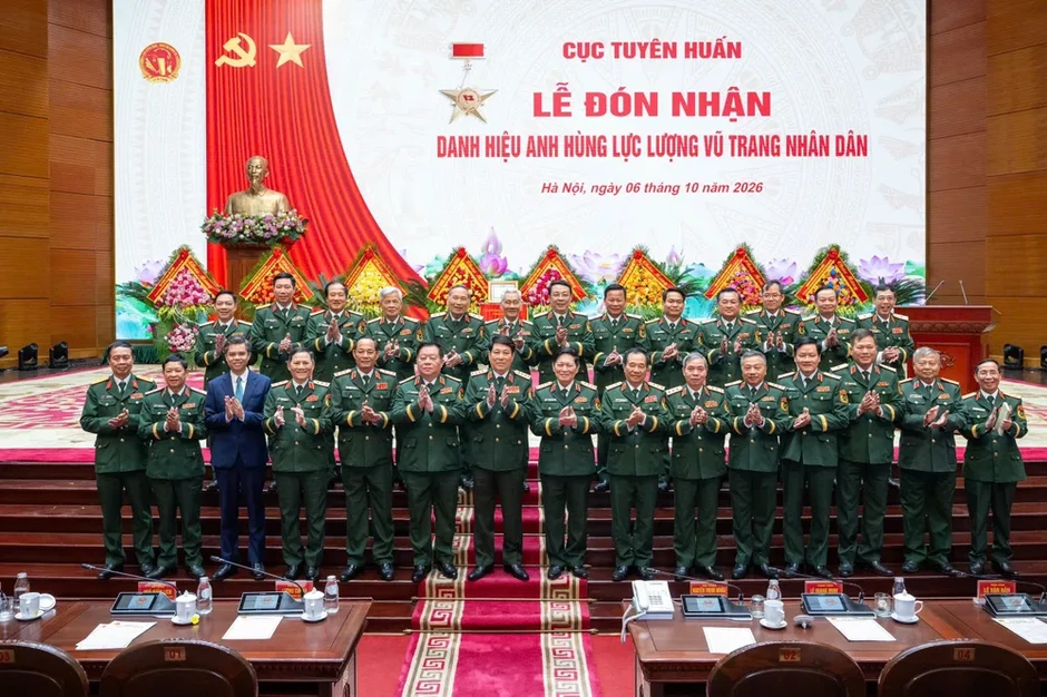 Cục Tuyên huấn đón nhận danh hiệu Anh hùng Lực lượng vũ trang nhân dân