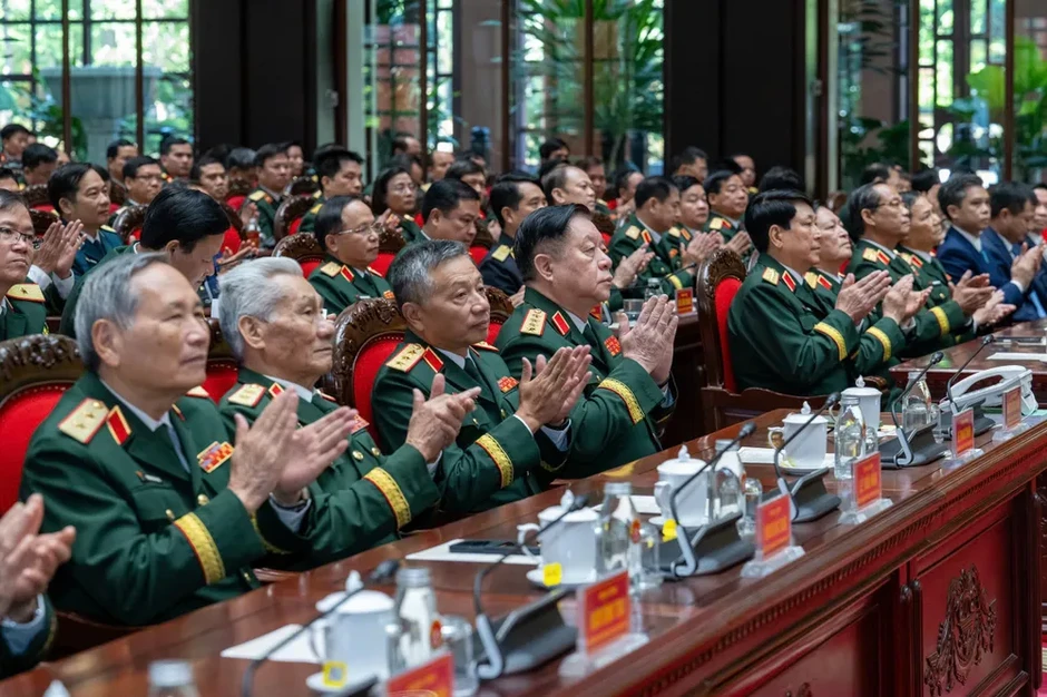 Cục Tuyên huấn đón nhận danh hiệu Anh hùng Lực lượng vũ trang nhân dân