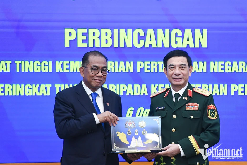 Đại tướng Phan Văn Giang chủ trì lễ đón Bộ trưởng Quốc phòng Malaysia