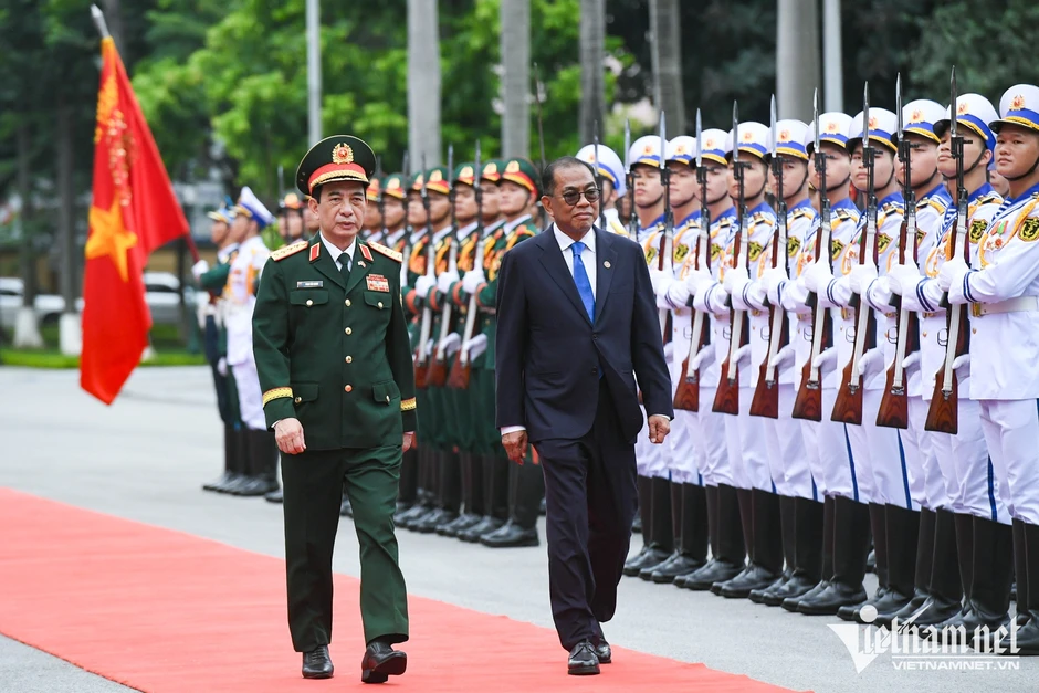 Đại tướng Phan Văn Giang chủ trì lễ đón Bộ trưởng Quốc phòng Malaysia