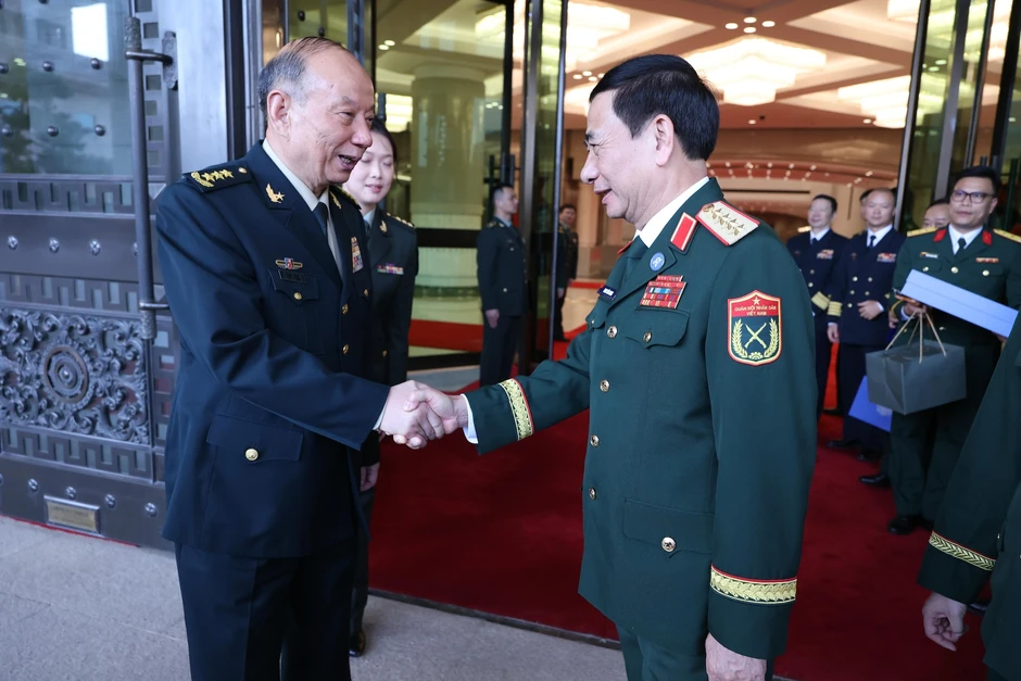 Đại tướng Phan Văn Giang gặp Phó Chủ tịch Quân ủy Trung ương Trung Quốc Đại tướng Phan Văn Giang gặp Phó Chủ tịch Quân ủy Trung ương Trung Quốc