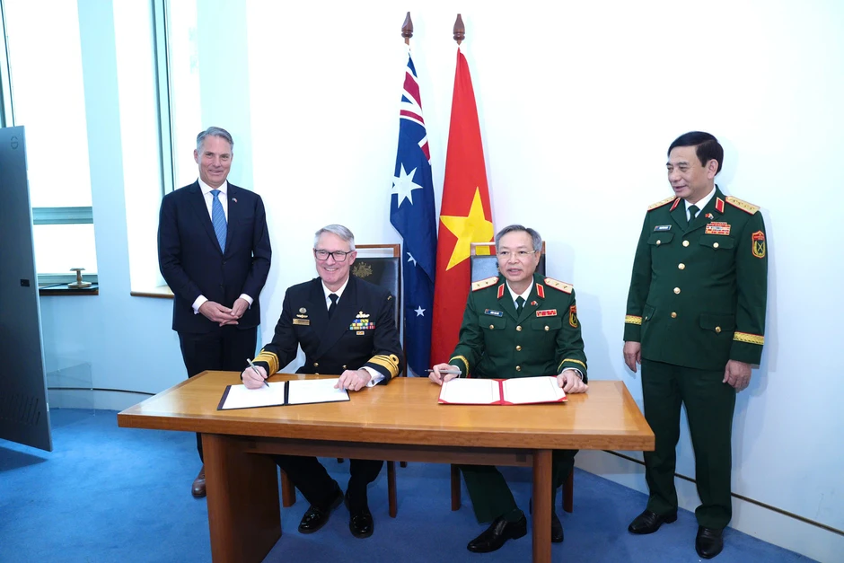 Đại tướng Phan Văn Giang mời Australia dự Triển lãm quốc phòng tại Việt Nam Đại tướng Phan Văn Giang mời Australia dự Triển lãm quốc phòng tại Việt Nam
