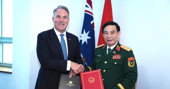 Đại tướng Phan Văn Giang mời Australia dự Triển lãm quốc phòng tại Việt Nam