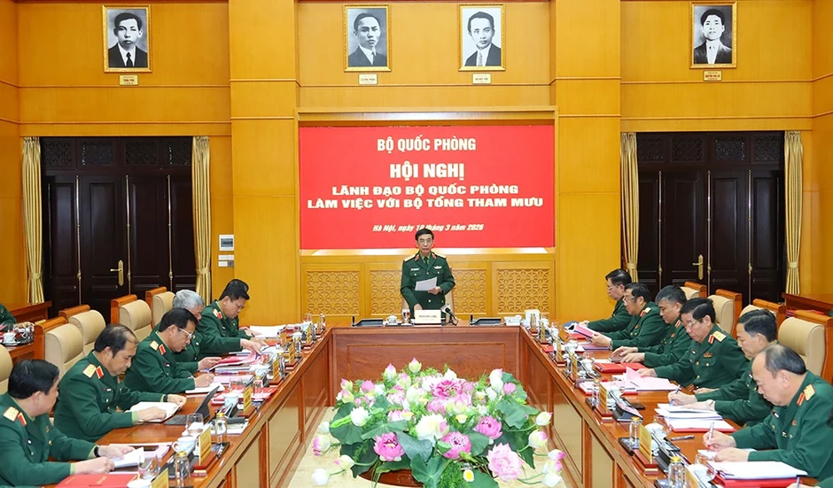 Đại tướng Phan Văn Giang: Tăng cường huấn luyện làm chủ vũ khí, trang bị hiện đại Đại tướng Phan Văn Giang: Tăng cường huấn luyện làm chủ vũ khí, trang bị hiện đại