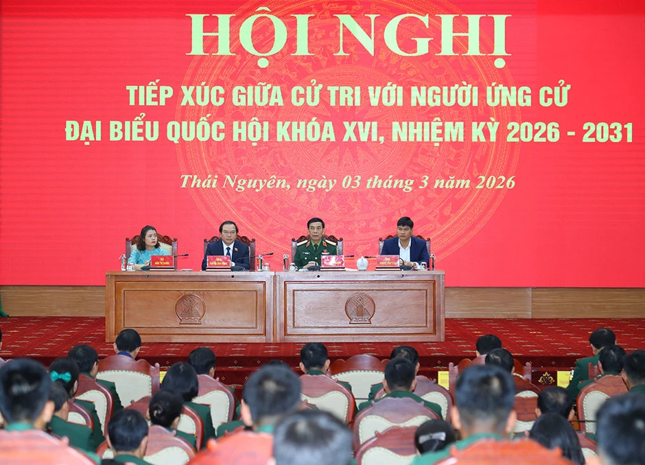 Đại tướng Phan Văn Giang trình bày chương trình hành động với cử tri Đại tướng Phan Văn Giang trình bày chương trình hành động với cử tri