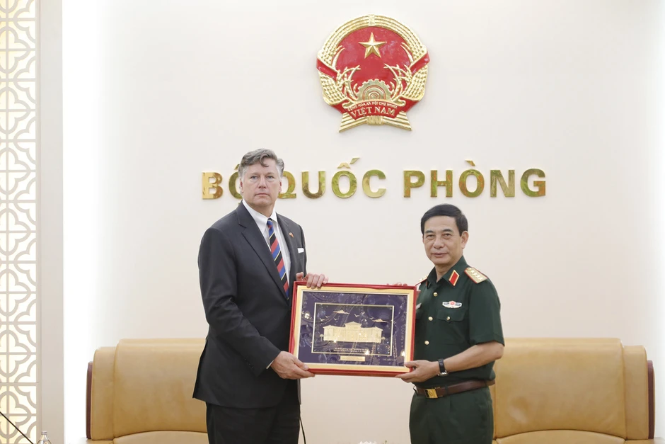Đề nghị Mỹ sớm đưa Việt Nam ra khỏi danh sách kiểm soát xuất khẩu D1, D3 Đề nghị Mỹ sớm đưa Việt Nam ra khỏi danh sách kiểm soát xuất khẩu D1, D3