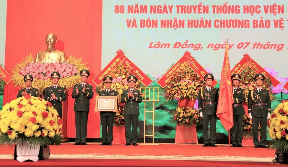 Học viện Lục quân kỷ niệm 80 năm Ngày truyền thống Học viện Lục quân kỷ niệm 80 năm Ngày truyền thống