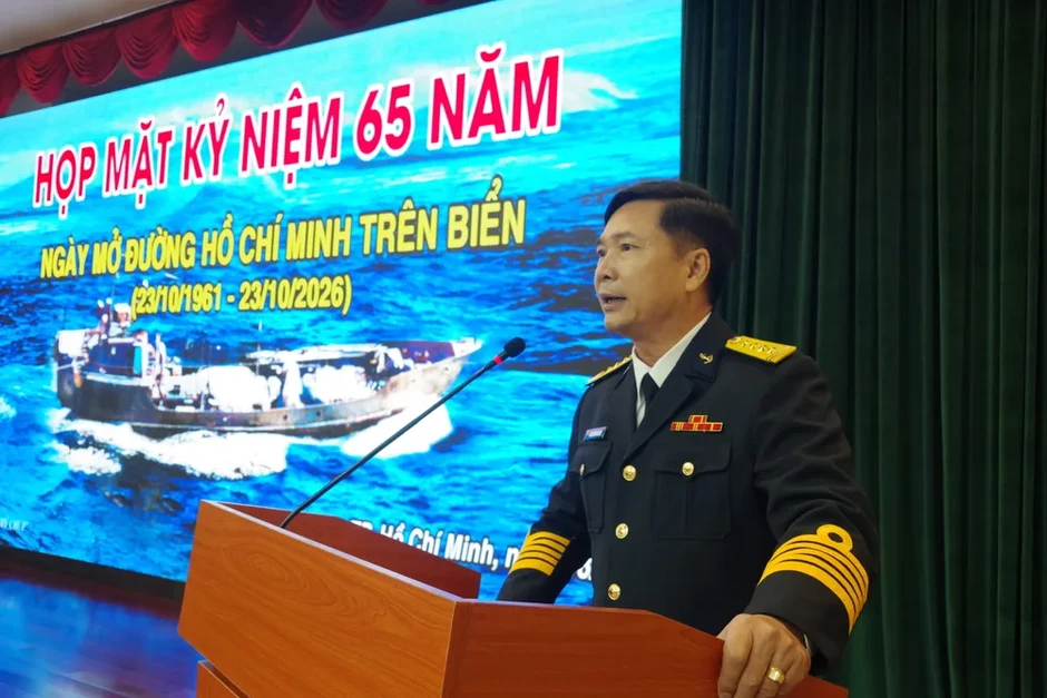 Họp mặt kỷ niệm 65 năm Ngày mở đường Hồ Chí Minh trên biển Họp mặt kỷ niệm 65 năm Ngày mở đường Hồ Chí Minh trên biển