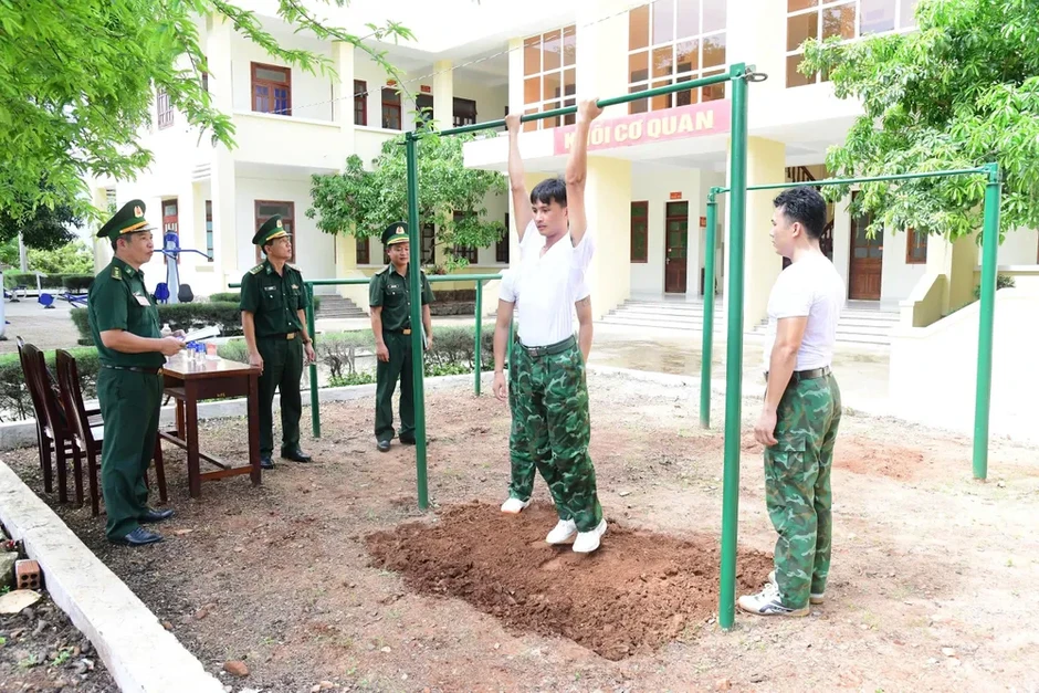 Kiểm tra công tác sẵn sàng chiến đấu Kiểm tra công tác sẵn sàng chiến đấu