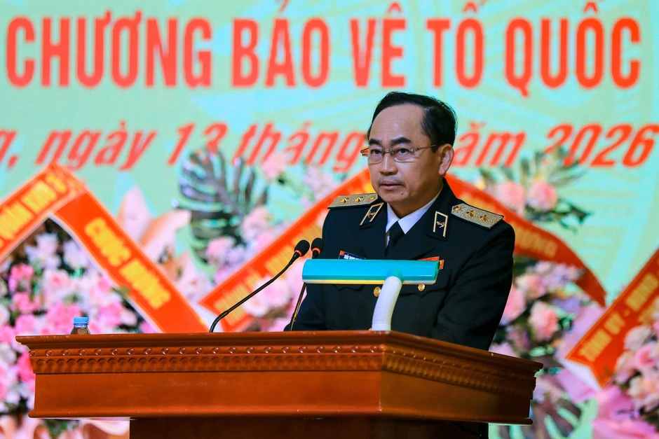 Lữ đoàn Đặc công Hải quân 126 đón nhận Huân chương Bảo vệ Tổ quốc hạng Nhất Lữ đoàn Đặc công Hải quân 126 đón nhận Huân chương Bảo vệ Tổ quốc hạng Nhất