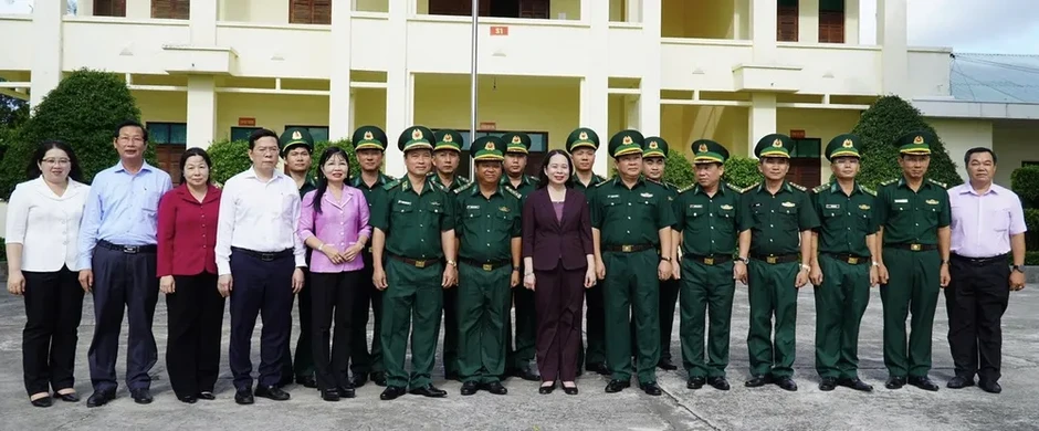Phó Chủ tịch nước Võ Thị Ánh Xuân thăm lực lượng Bộ đội Biên phòng làm nhiệm vụ tại Phú Quốc Phó Chủ tịch nước Võ Thị Ánh Xuân thăm lực lượng Bộ đội Biên phòng làm nhiệm vụ tại Phú Quốc